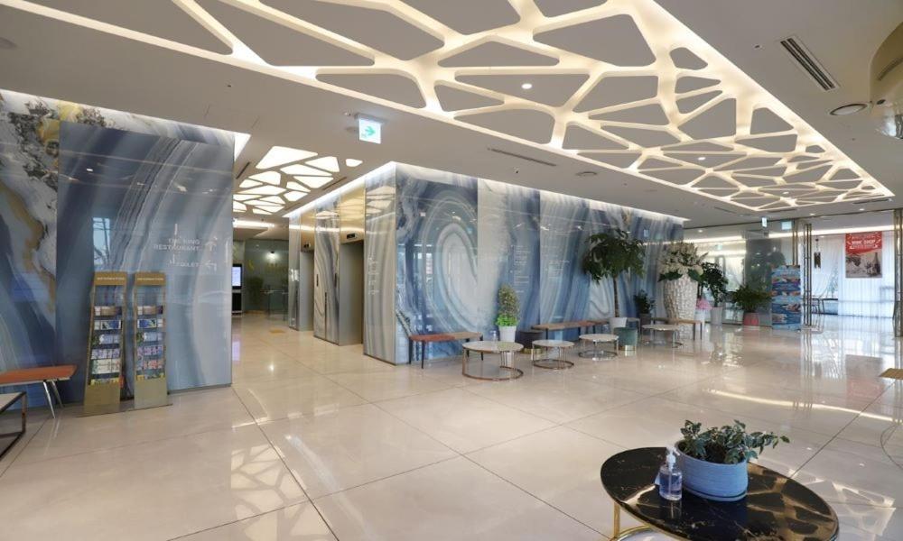 Chuncheon Eston Hotel Bagian luar foto