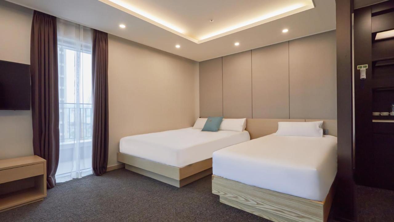 Chuncheon Eston Hotel Bagian luar foto